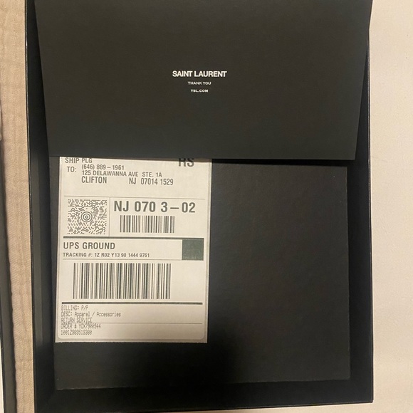 Ysl Saint Laurent clutch - Picture 8 of 9